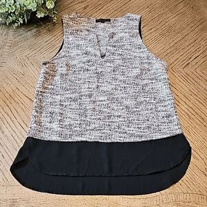 Tweed v neck black and white blouse size M Sanctuary